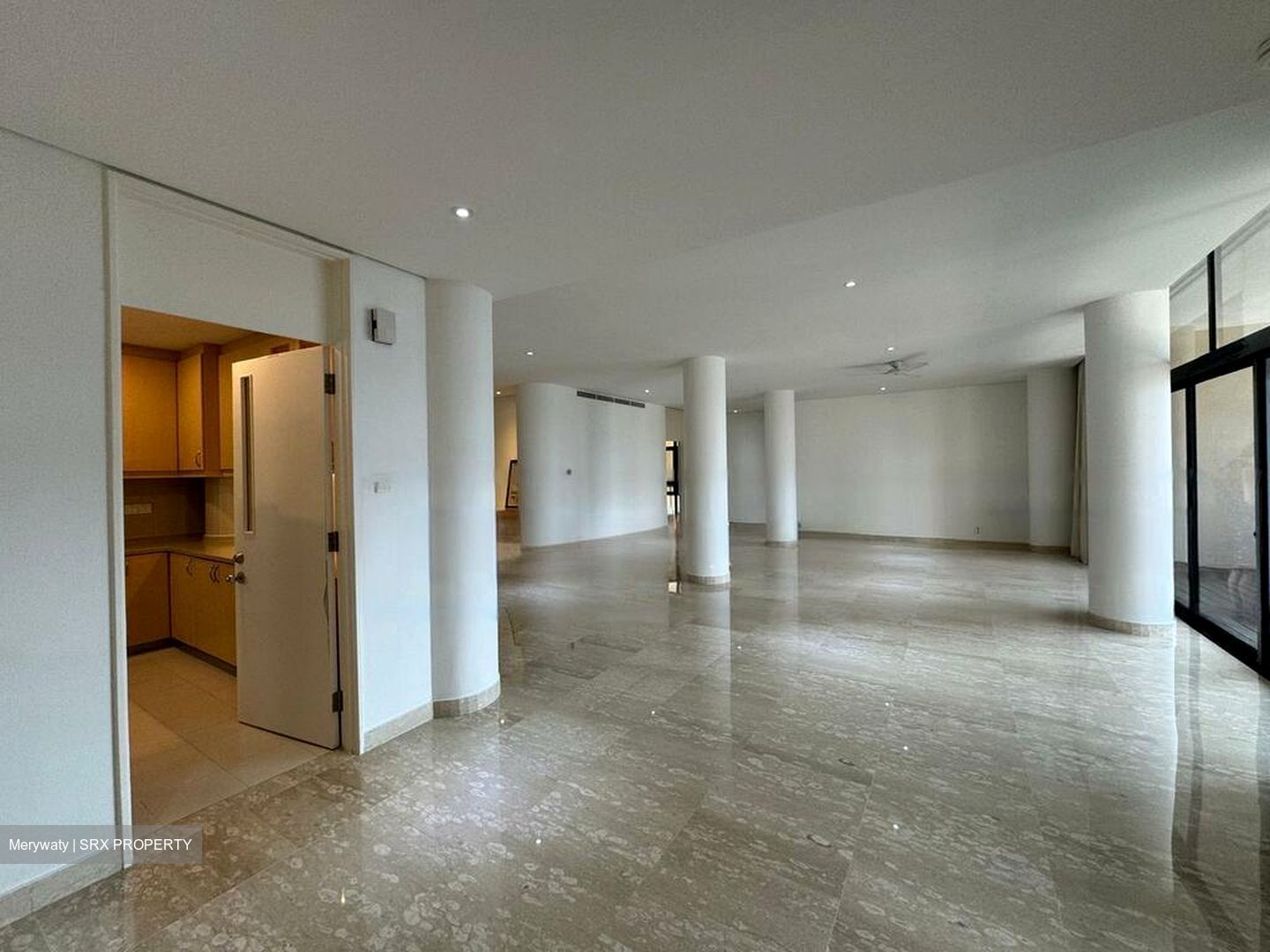 The Colonnade (D10), Condominium #599641081